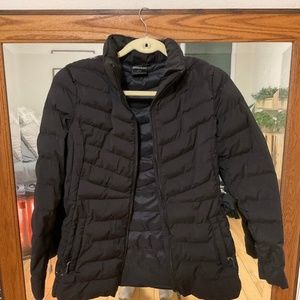 fitted black puffer jacket